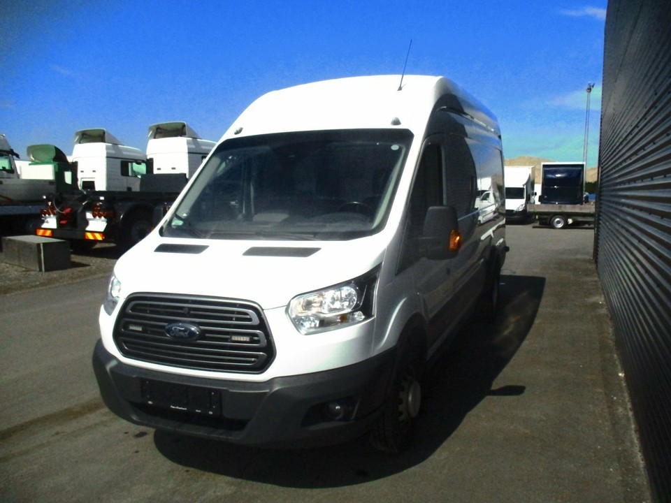Ford transit 470