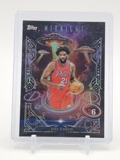 JOEL EMBIID 2025 TOPPS MIDNIGHT DAYDREAMERS #DD-13 76ERS BASKETBALL Q2091