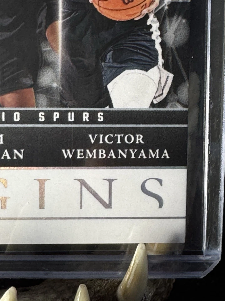 Núcleo 2024-25 Origins H2 David Robinson Tim Duncan Victor Wembanyama. Espuelas 🤯 Foto 4 de 4