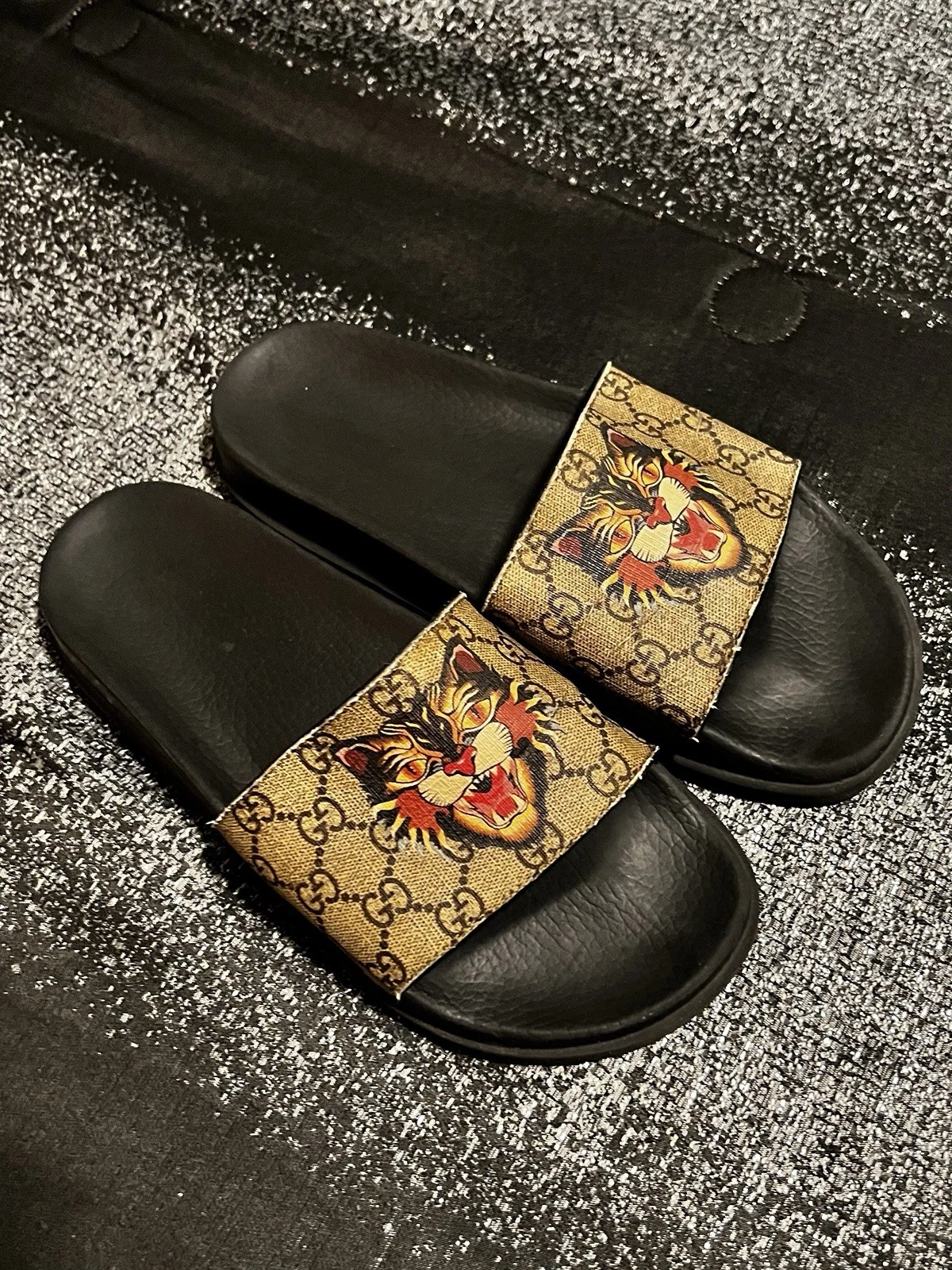 Sandales homme Gucci GG Supreme St. Tiger Pool Slide taille 11.