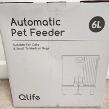 QLife 3L Automatic Pet Feeder Cats Small to Medium Dogs White Programmable