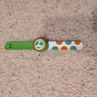 Super Nintendo World Yoshi Power Up Band Universal Studios Wristband Green