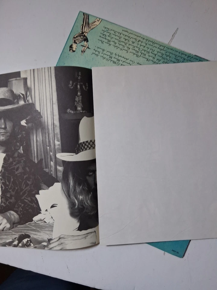 Vinyl Record LP The Eagles Hotel California Poster  Vinyl VG,  Seem Split - Image 4 of 4