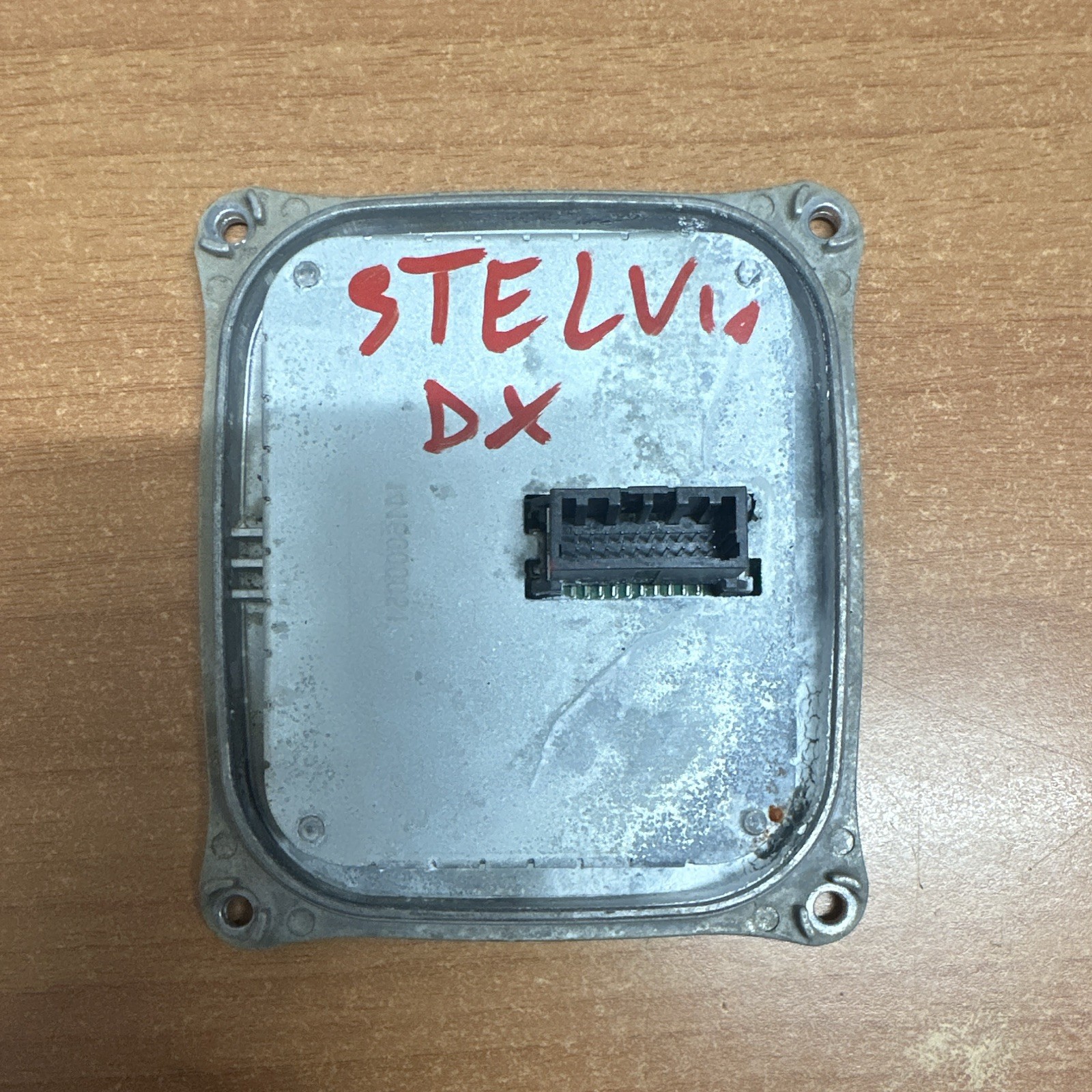 Centralina Faro Alfa Romeo Stelvio 147000026900