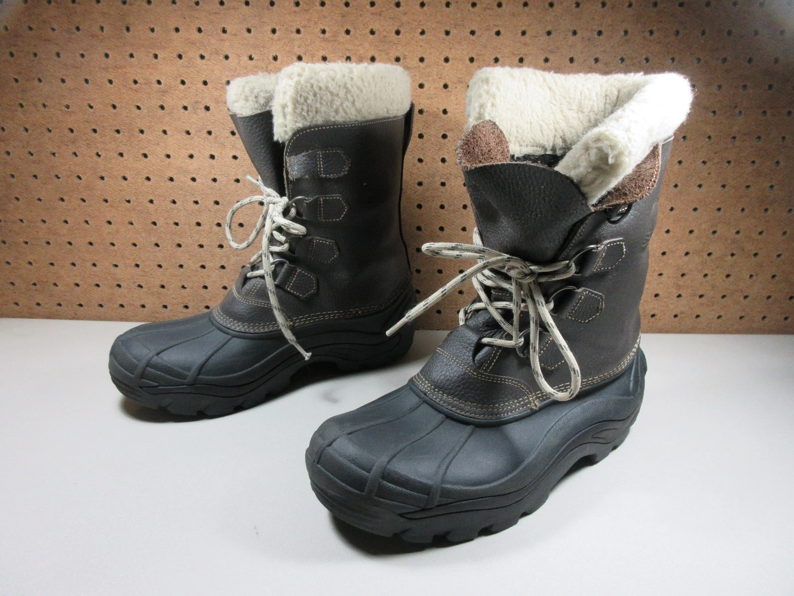 Sorel mens brown Alaska waterproof insulated winter snow boots 9 M