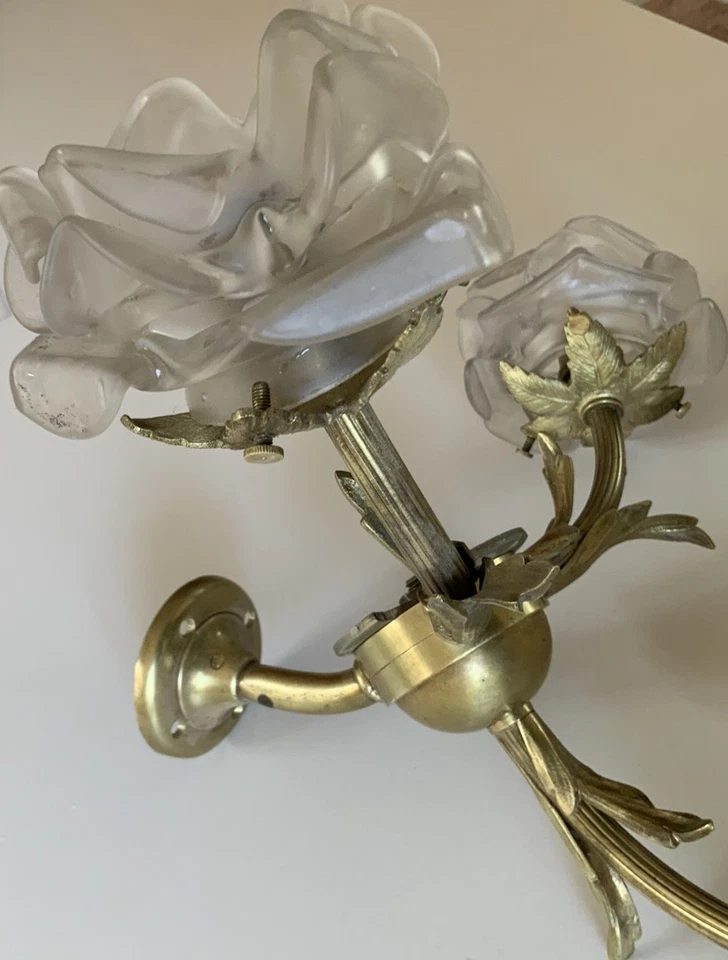 Applique murale ancienne en bronze Trois Bras Trois Tulipes - Photo 3/4
