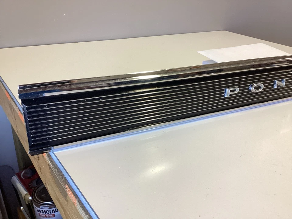 Pontiac GTO 1965 Lemans Tempest maletero panel moldura, 4470307  Foto 3 de 4