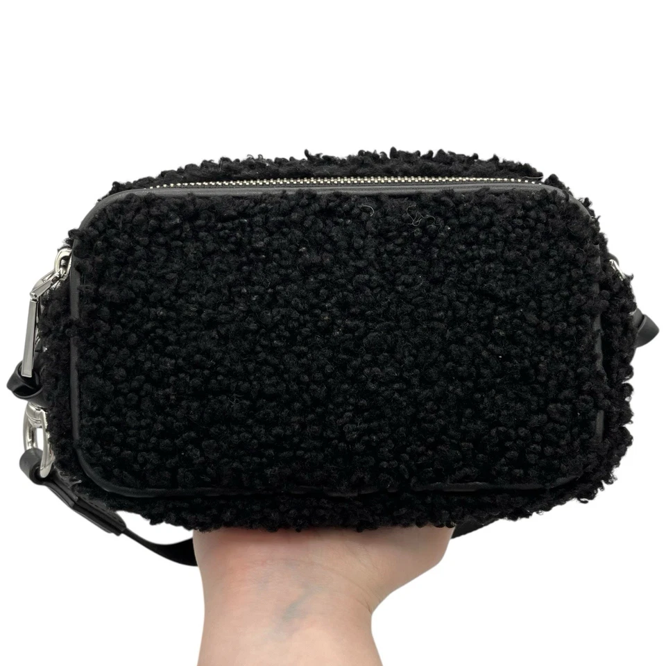 Bolso Bandolera para Cámara Marc Jacobs The Snapshot en Negro Sherpa Imitación Piel de Oveja Foto 3 de 4