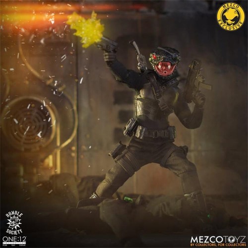 Figura de acción Mezco Toys Death Adder edición exclusiva 1/12 nueva en stock - Imagen 4 de 20