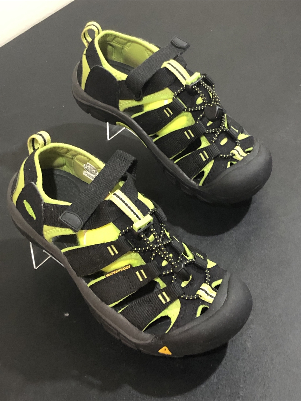 Keen scarpe impermeabili sandali nero verde lime donna taglia 3 EU 35 scarpe da trekking
