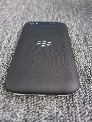 Unlocked - BlackBerry Classic Q20 - 16GB - 4G - Keyboard