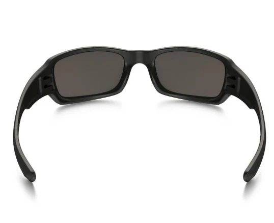 Oakley top standard fit