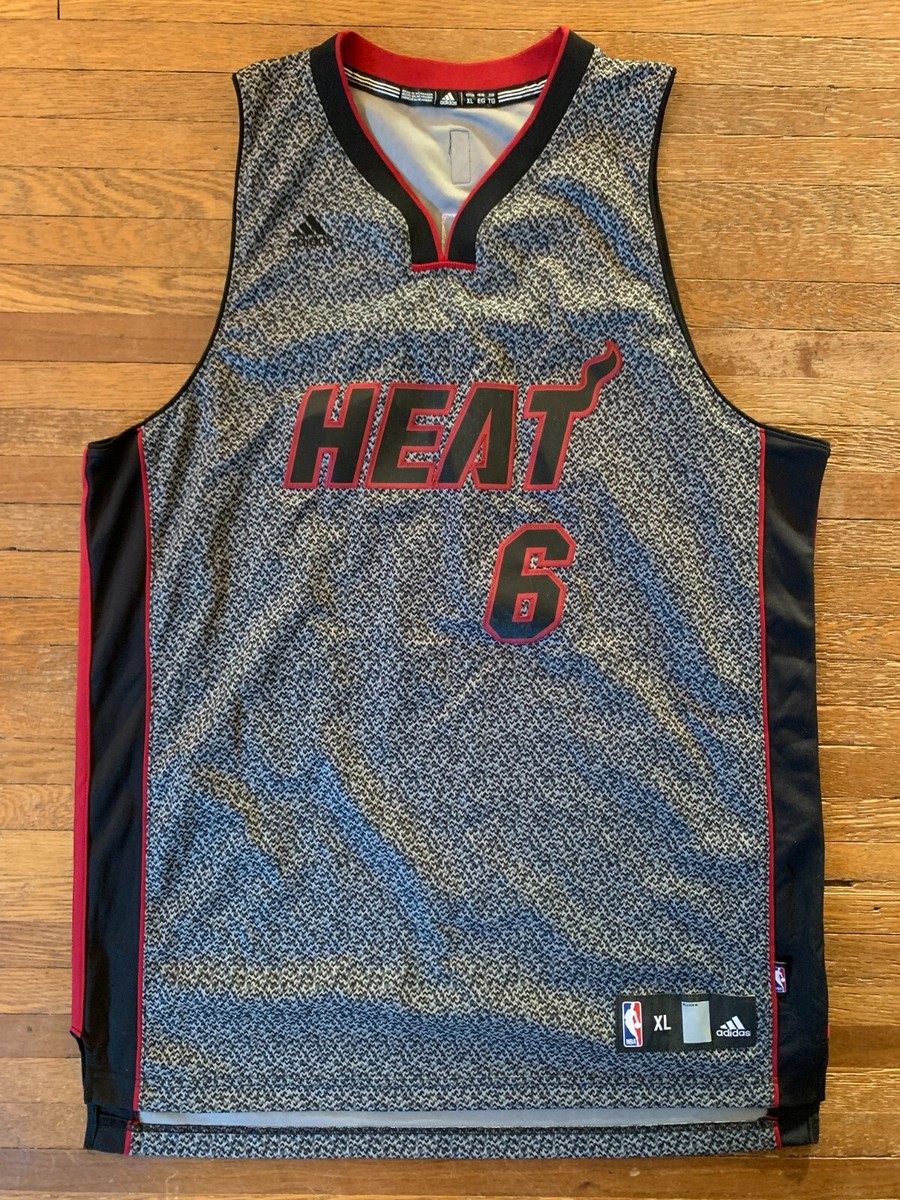 LeBron James Men's XL Miami Heat Static Gray Adidas Swingman NBA