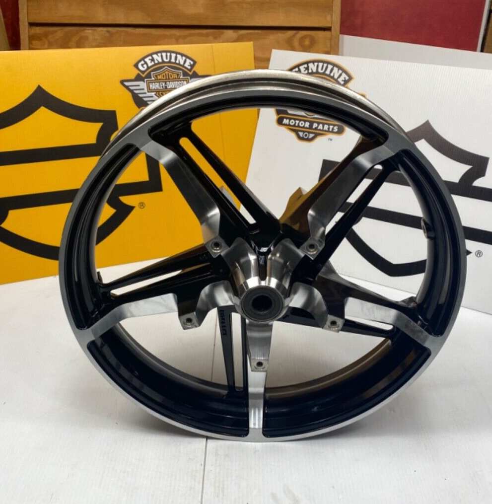グライドホイール ハーレーをもっとスポーティな走りに グライドのフロント250-18