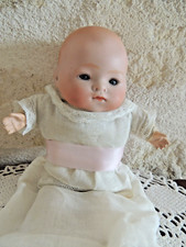 Bébé caractère - poupée