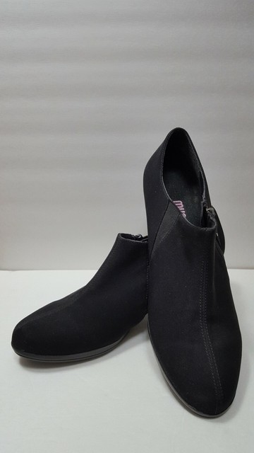 munro taylor bootie