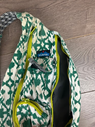 Kavu Canvas Rope Sling Bag Crossbody Backpack Hiking Camping Green White - Picture 8 of 13