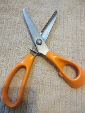 Vintage Pinking Shears Sewing ZigZag Scissors Made In Italy 7 3/4" Orange