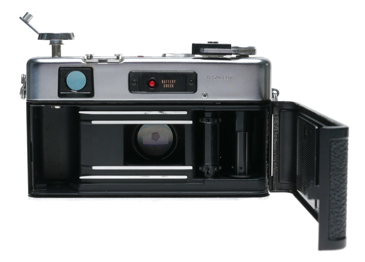 Yashica Electro 35 GSN Camera Color-Yashinon DX 1:1.7 f=45mm | eBay