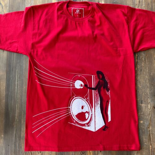VINTAGE New From 2006 Jeepney "Puss N Beats 3" T-Shirt Red Large Last One - 第 1/5 張圖片