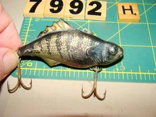 V7992 H TOM MANN'S BULL FIN  FISHING LURE