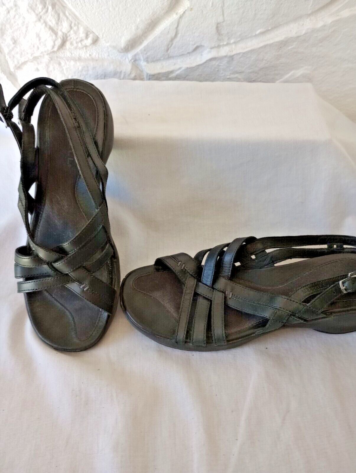 Sandali comodi Merrell Sundial treccia in pelle nera taglia 9