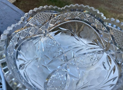 Vintage Heavy Lead Crystal Glass Serving Bowl Sawtooth Scalloped Edged Floral - Picture 7 of 24
