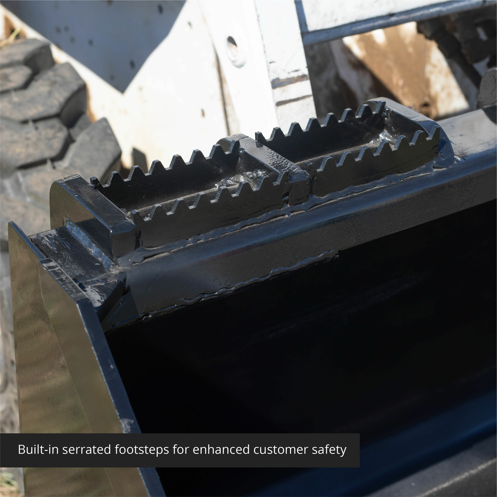 Titan 72" HD Skid Steer Dirt Bucket with BoltOn Teeth, Rated 2,645 LB