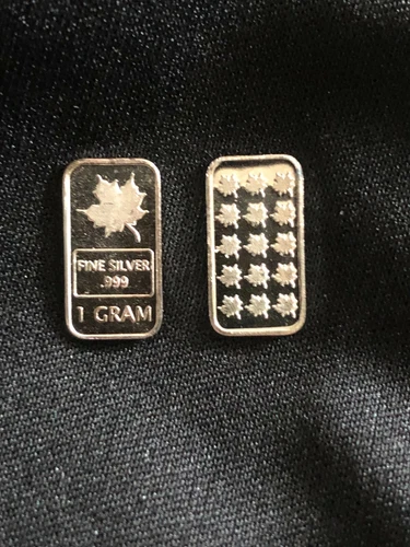 1 GRAM 0.999+ PURE SILVER MAPLE LEAF BARS - Golden-Loupe