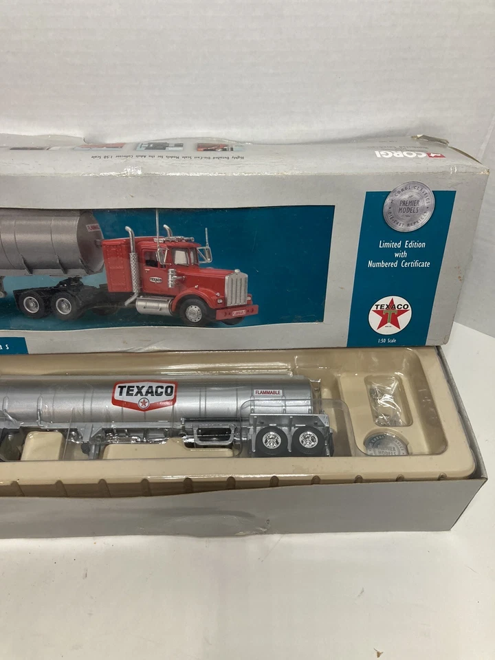 Corgi US55703 1:50 Kenworth W925 Semi Tanker TEXACO Ltd Edition Box Damaged New - Image 3 of 4