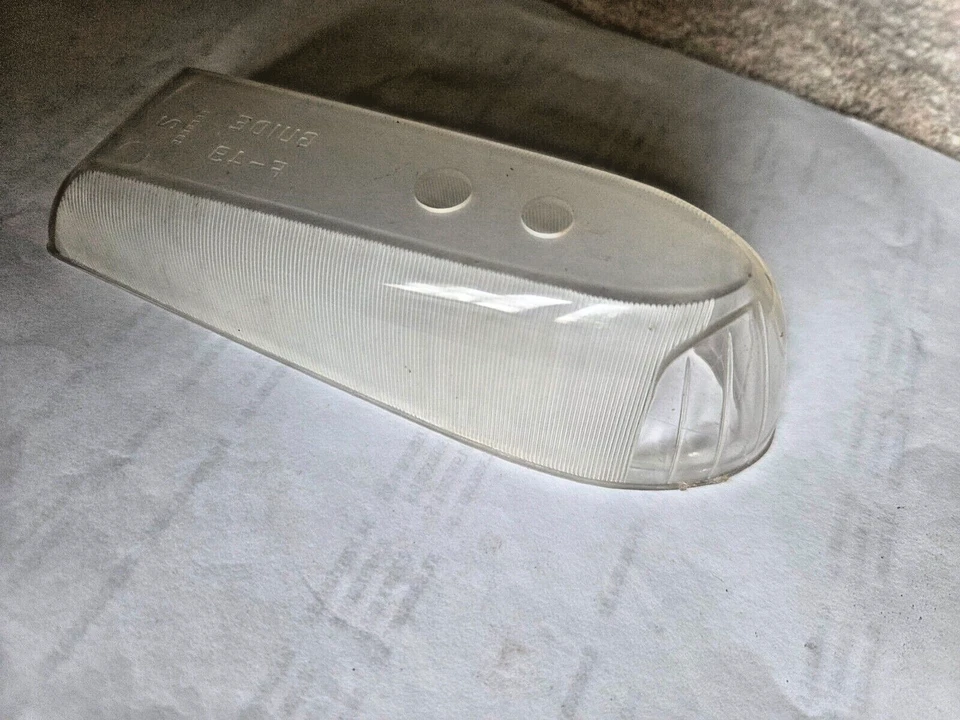 1949 Buick Super Roadmaster NOS Front Fender Parking Light Lens GM 5938396 PAIR - Image 3 of 4