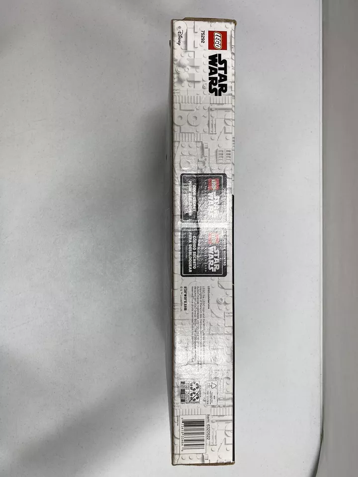 LEGO Star Wars: 75292 The Razor Crest 1023Pcs. *Retired 2023* New Factory Sealed - Image 4 of 4