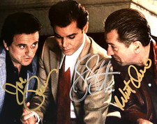 GOODFELLAS Signed DeNiro, Pesci, Liotta 8x10 ...