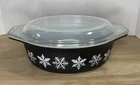 Vintage Pyrex Black Snowflake Casserole Baking Dish 1 1/2 QT Quart With Lid