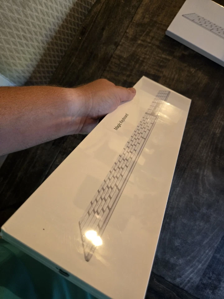 Apple Magic Keyboard White US English Layout New In Box - Image 3 of 4