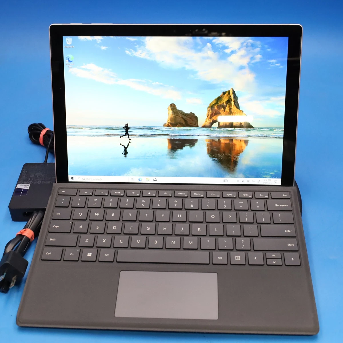 Preços baixos em Microsoft Surface Pro 5 128GB Tablets e ereaders