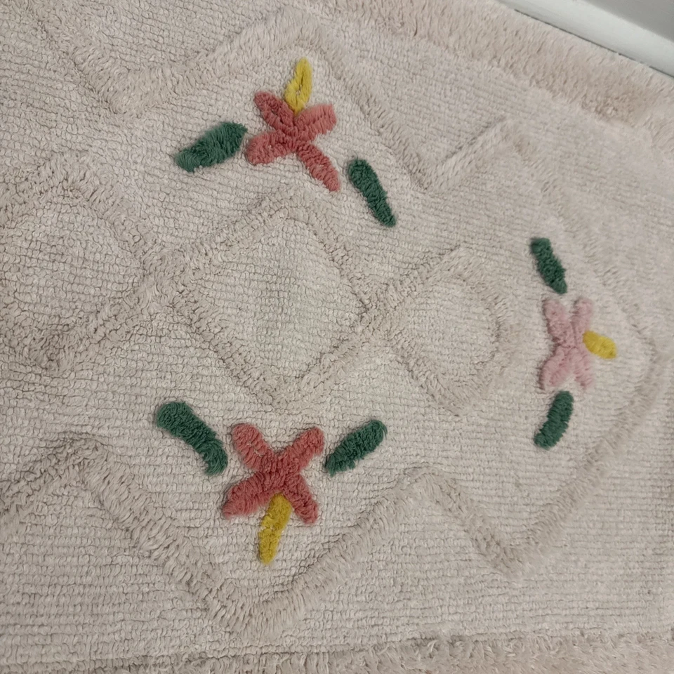 "Alfombra de baño floral rosa pastel chenilla retro baño en mal estado elegante 20X32"" de colección" Foto 2 de 4