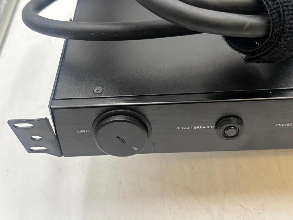 APC G50NETB-20A2 AV Network Manageable 20 Amp Rack Power Filter 120V - Image 2 of 4