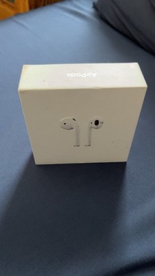 Apple AirPods with Charging Case White MV7N2AM/A Bluetooth In-Ear Earbuds