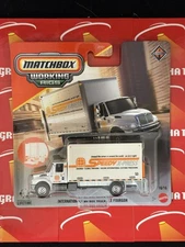 International MV Box Truck #16 2026 Matchbox Working Rigs Mix G