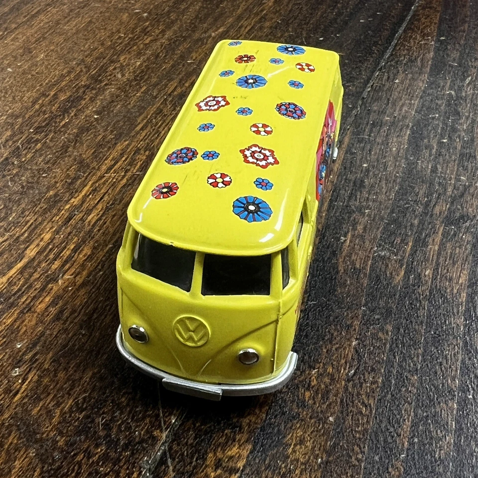 Lledo VW Bus Van Campbell's Soup 100th Anniversary Yellow England Vintage 1997 - Image 2 of 4