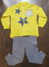 Two Piece Set Sport Suit For Kids Girls 4-5 old.