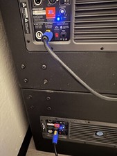 JBL VRX918SP 18 Powered Flying Subwoofer (pai...