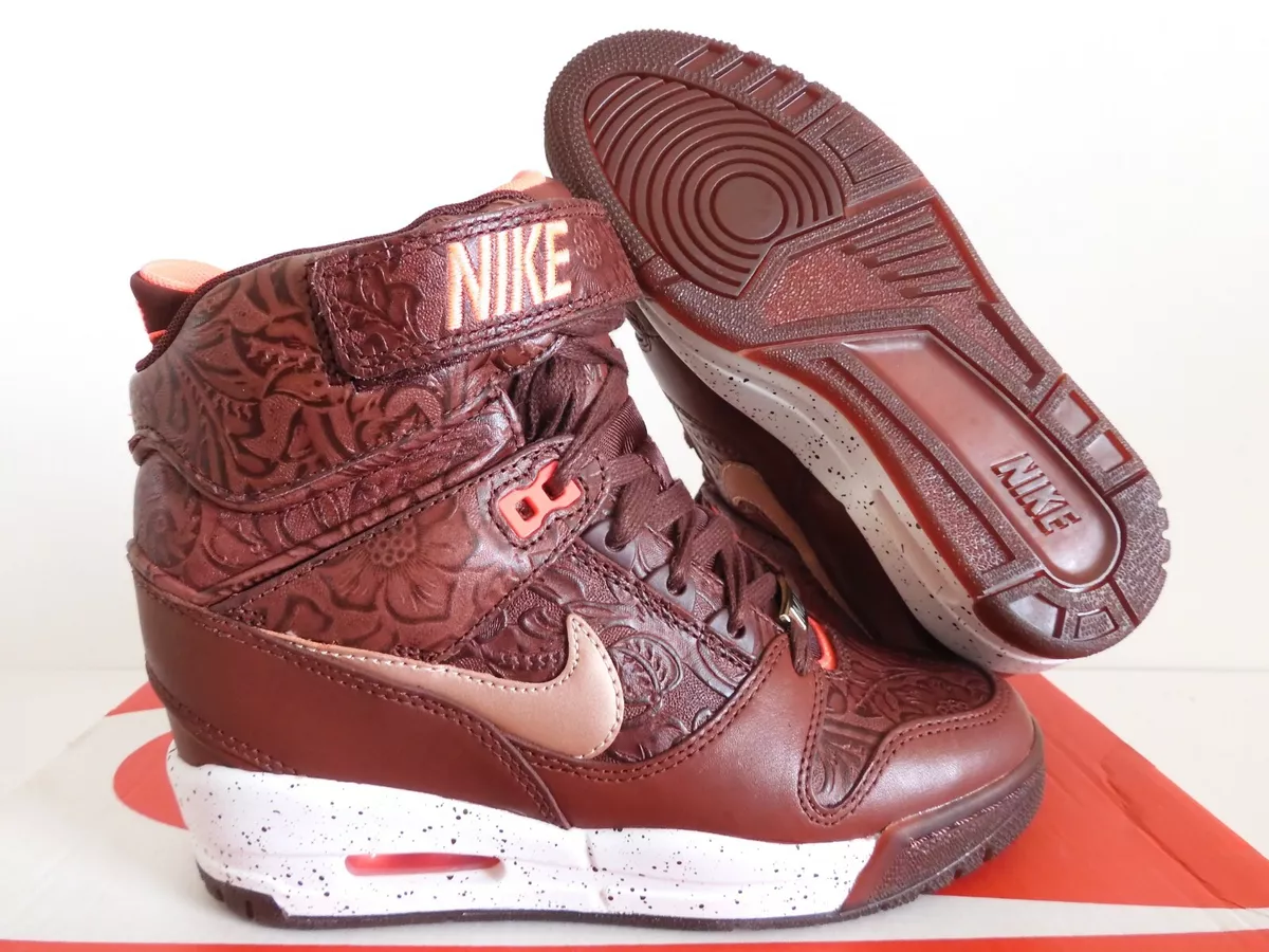 Nike Air Max Revolution Sky High hotsell Qs