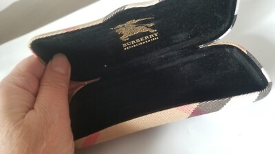 BURBERRY Nova Check Plaid Clamshell Hard Sunglasses Case Eye  display picture 1