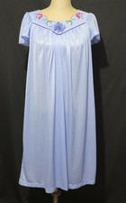 Vanity Fair Night Gown Blue Nylon Floral Neck Short Sleeves Size Small Vintage