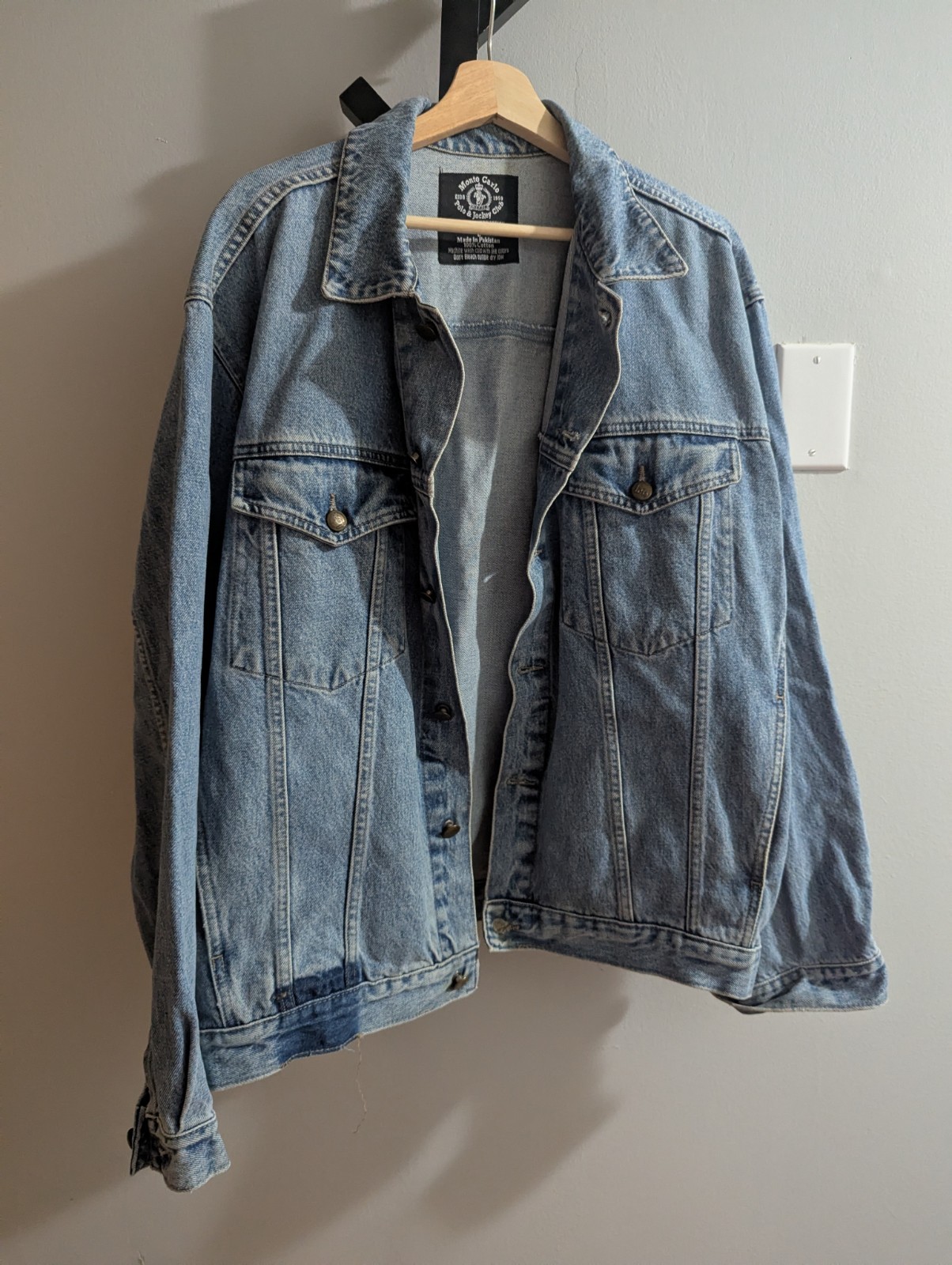 S Large Light Wash Denim Jean Jacket
