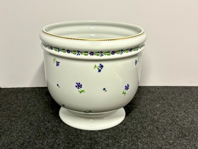 Tiffany & Co. / Limoges France  Villandry  Porcelain Cache Pot 7 inches high