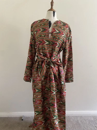 Vintage Treacy Lowe 1970s Thai 100% Silk Long Sleeve Kaftan Maxi Dress Size 14