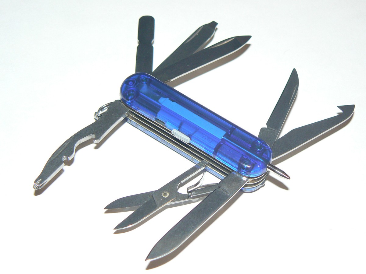 New Victorinox Swiss Army MIDNITE MINICHAMP Sapphire w/ Flashlight